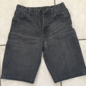 ✨FLASH JEAN SALE✨ Wrangler Dark Denim Shorts